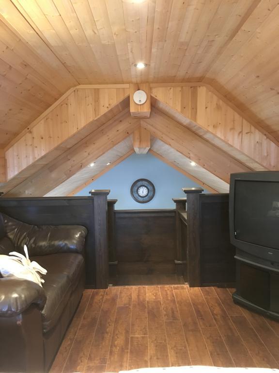 The Deer Lake Loft 외부 사진